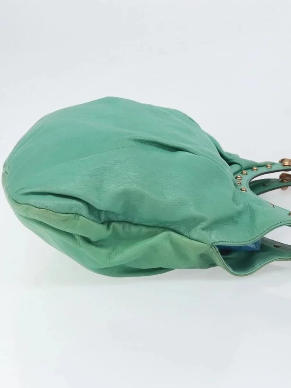 Gucci brand	gucci color	green